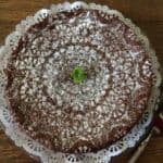 Almost Flourless Chocolate Cake | Foodie Goes Healthy